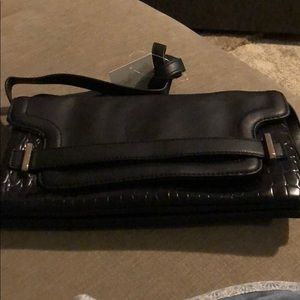 Jaclyn Smith HB Clutch